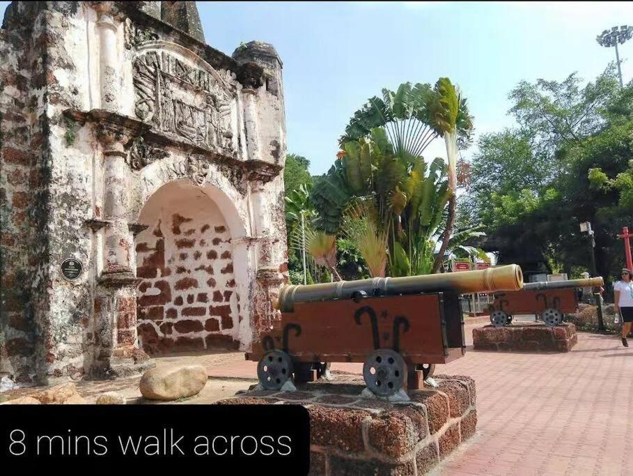 2 Bedroom Apartment Next To Historical Spots Malacca Екстериор снимка